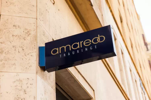 Amaredo Logo